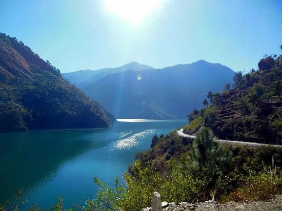 Chamera Lake An Artificial Lake In Dalhousie