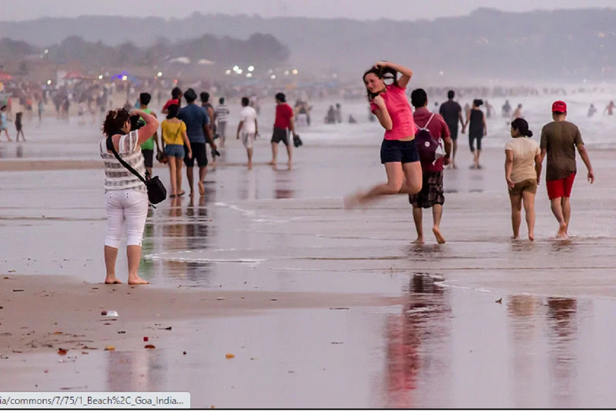 Foreigners In India: ऋषिकेश से केरल तक, भारत के ये 11 डेस्टिनेशंस हैं विदेशियों के फेवरेट