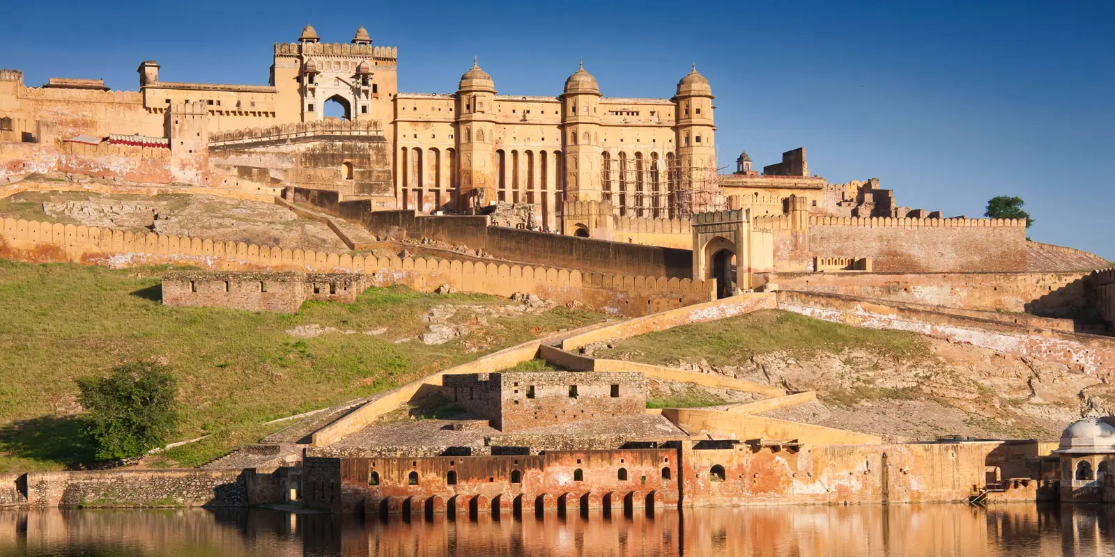 Jaipur Udaipur Tour Package From Ahmedabad By Train