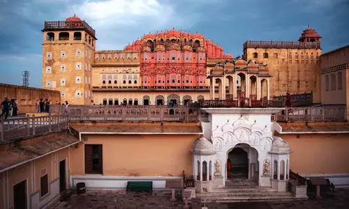 Jaipur Udaipur Tour Package From Mumbai By Train