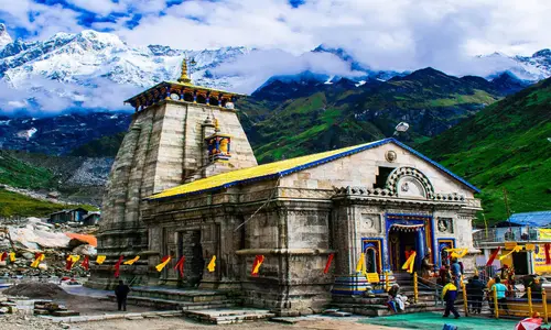 Char Dham Yatra Yamunotri Gangotri Kedarnath Badrinath Tour Package From Vadodara By Flight